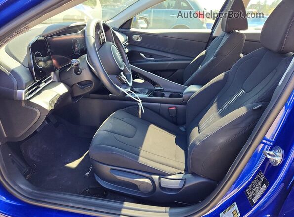 KMHLS4DG9RU817409 2024 HYUNDAI ELANTRA Blue Front interior view