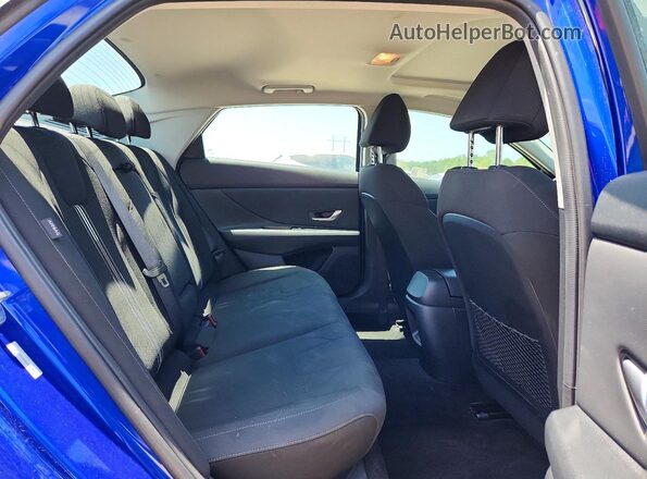 KMHLS4DG9SU001158 2025 HYUNDAI ELANTRA Blue უკანა სავარძლების ხედი