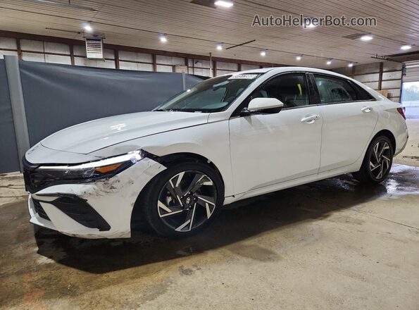 KMHLS4DG9SU022818 2025 HYUNDAI ELANTRA White Vista interior de 360 grados