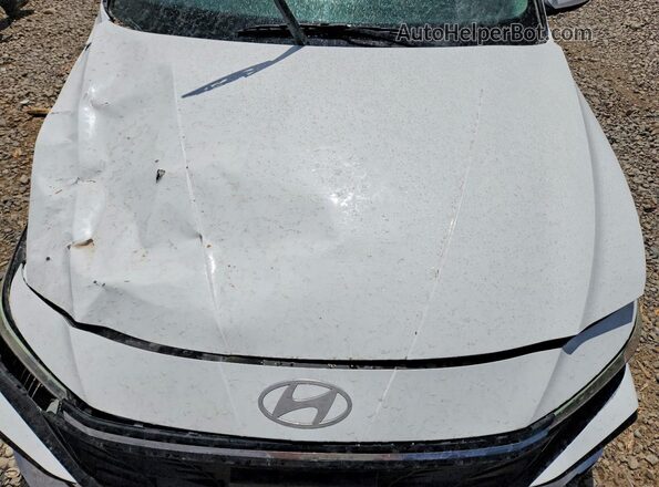 KMHLS4DG9SU877356 2025 HYUNDAI ELANTRA Белый Вид задней части салона