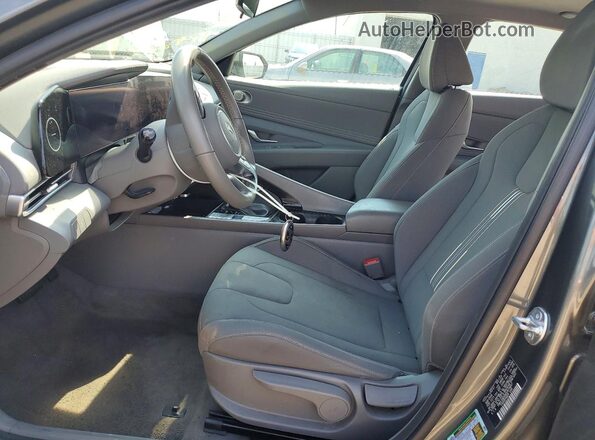 KMHLS4DG9SU879897 2025 HYUNDAI ELANTRA Gray Front interior view