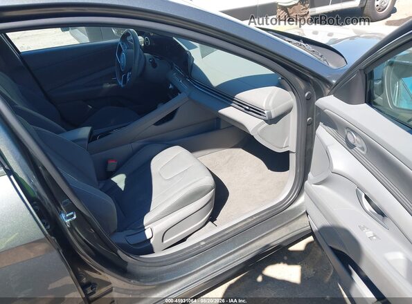 KMHLS4DGXSU999563 2025 HYUNDAI ELANTRA Gray წინა სალონის ხედი