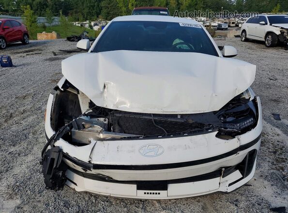 KMHM24AA8RA071038 2024 HYUNDAI IONIQ White Вид спереду