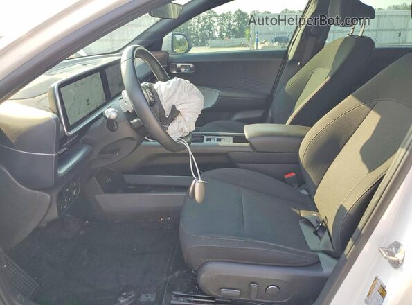 KMHM24AA8RA071038 2024 HYUNDAI IONIQ White Вид салону спереду