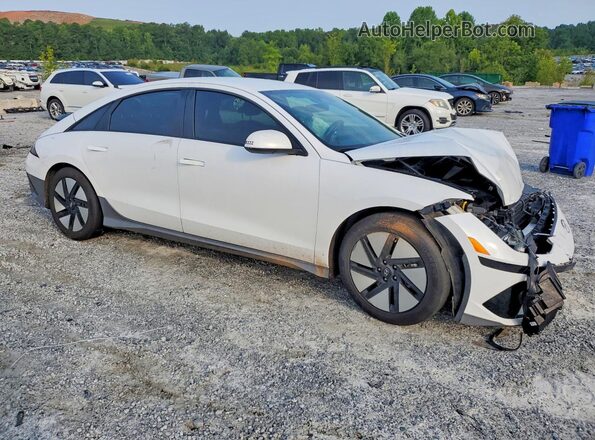 KMHM24AA8RA071038 2024 HYUNDAI IONIQ White Передня права чверть