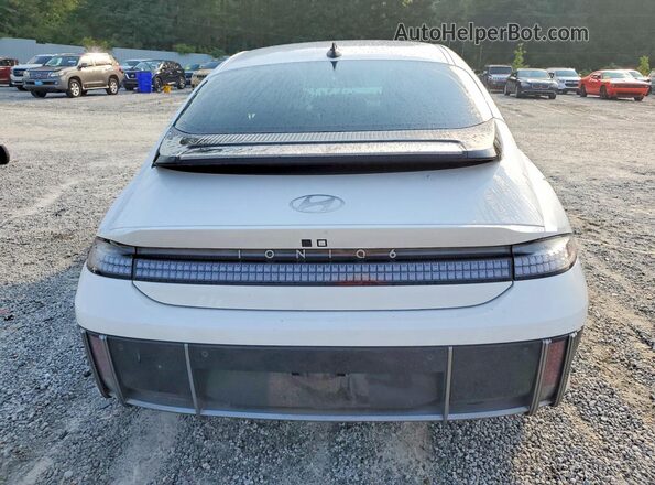 KMHM24AA8RA071038 2024 HYUNDAI IONIQ White Вид ззаду