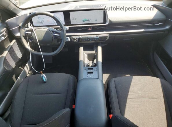 KMHM24AC8SA098876 2025 HYUNDAI IONIQ Black Առջևի վահանակի տեսք