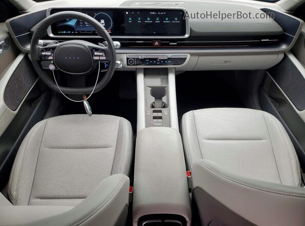 KMHM34AA2SA085942 2025 HYUNDAI IONIQ Silver Dashboard view