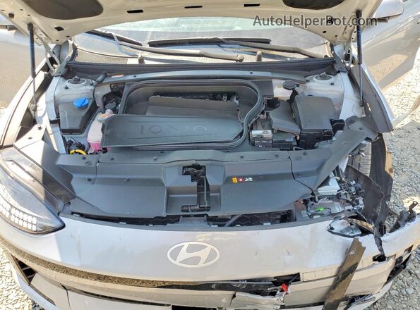 KMHM34AC3PA028867 2023 HYUNDAI IONIQ Silver Vista interior trasera