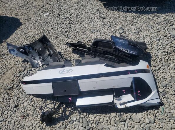 KMHM34AC6RA075717 2024 HYUNDAI IONIQ White Vista del compartimento del motor
