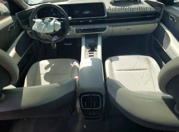 KMHM54AA0SA095573 2025 HYUNDAI IONIQ Silver Dashboard view