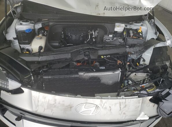 KMHM54AA0SA095573 2025 HYUNDAI IONIQ Silver 360 interior view