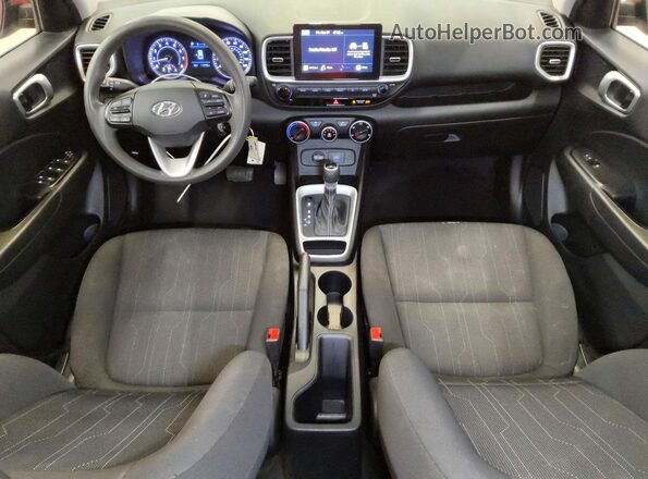 KMHRB8A31MU081769 2021 HYUNDAI VENUE Red Widok deski rozdzielczej
