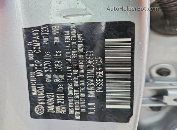 KMHRB8A31MU096899 2021 HYUNDAI VENUE Silver ძრავის განყოფილების ხედი