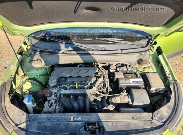 KMHRB8A32LU025936 2020 HYUNDAI VENUE Green Widok wnętrza z tyłu