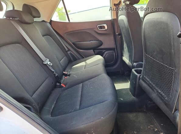 KMHRB8A33MU067159 2021 HYUNDAI VENUE White Սալոնի հետևի տեսք