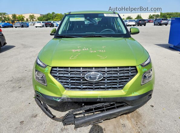 KMHRB8A36MU072114 2021 HYUNDAI VENUE Зеленый Вид спереди