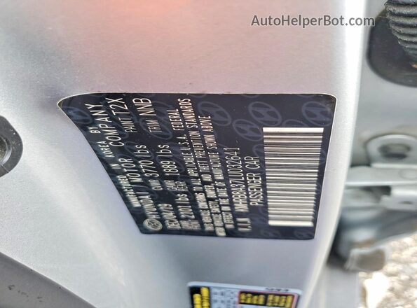 KMHRB8A37LU032641 2020 HYUNDAI VENUE Silver Widok komory silnika