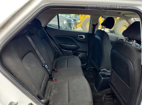 KMHRB8A37MU065947 2021 HYUNDAI VENUE White Rear seats view
