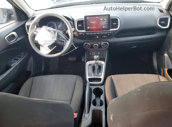 KMHRB8A38LU028419 2020 HYUNDAI VENUE Черный Вид панели приборов