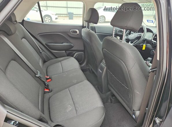 KMHRB8A38TU446754 2026 HYUNDAI VENUE Black Widok tylnych siedzeń