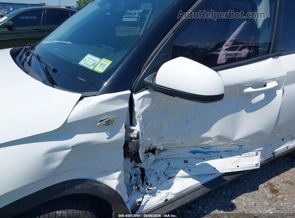 KMHRC8A30PU257406 2023 HYUNDAI VENUE White 