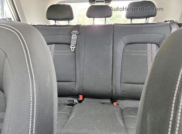 KMHRC8A30PU272973 2023 HYUNDAI VENUE Silver Հետևի նստատեղերի տեսք