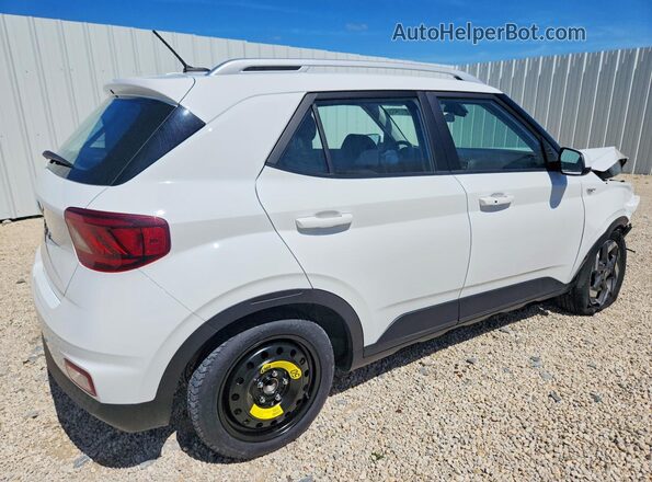 KMHRC8A30TU429847 2026 HYUNDAI VENUE Белый Задняя правая четверть
