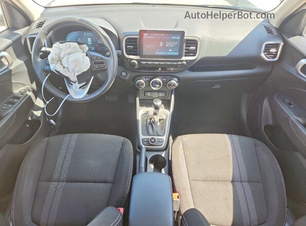 KMHRC8A30TU429847 2026 HYUNDAI VENUE Белый Вид панели приборов