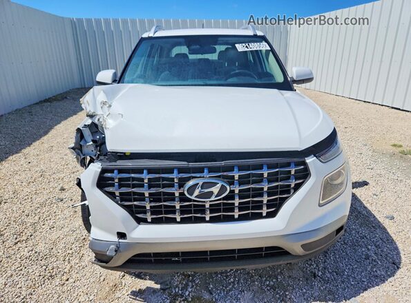 KMHRC8A30TU429847 2026 HYUNDAI VENUE Белый Вид спереди