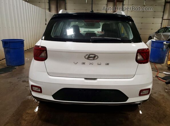 KMHRC8A31PU226035 2023 HYUNDAI VENUE White Հետևի տեսք