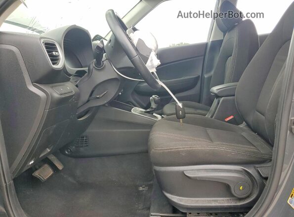 KMHRC8A31PU250058 2023 HYUNDAI VENUE Серый Вид салона спереди