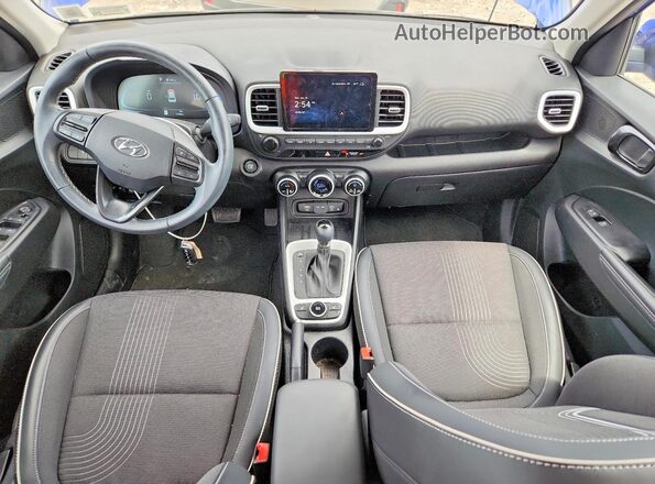 KMHRC8A32RU300632 2024 HYUNDAI VENUE Blue Вид панелі приладів