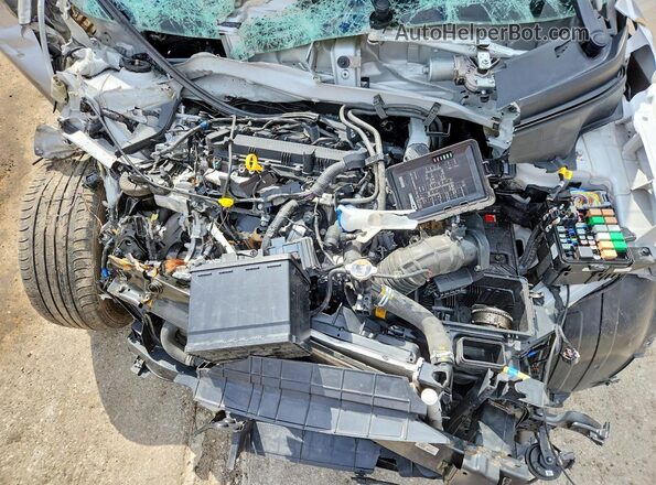 KMHRC8A32RU309492 2024 HYUNDAI VENUE Silver Rear interior view