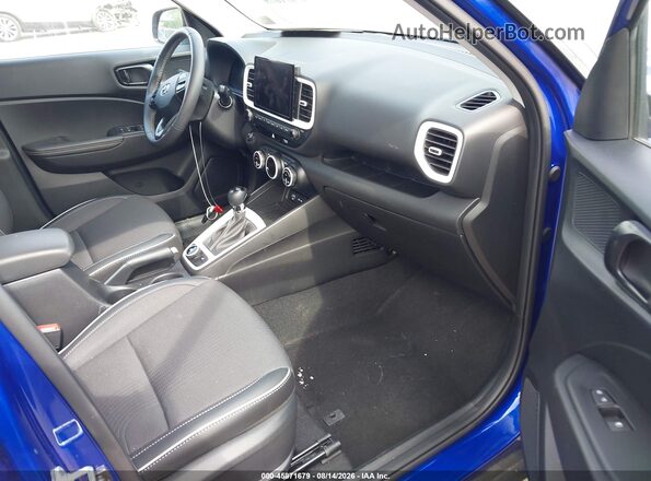 KMHRC8A32SU409890 2025 HYUNDAI VENUE Blue Front interior view