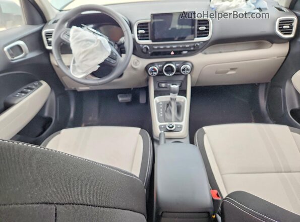 KMHRC8A32TU466043 2026 HYUNDAI VENUE Бирюзовый Вид панели приборов