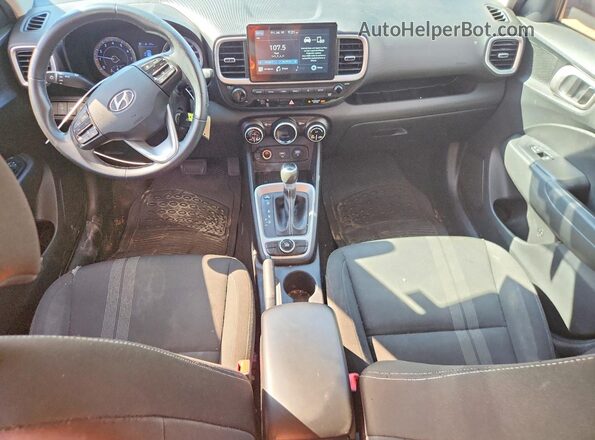 KMHRC8A33LU016238 2020 HYUNDAI VENUE Черный Вид панели приборов