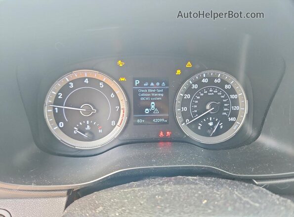 KMHRC8A33LU033279 2020 HYUNDAI VENUE Silver ხელსაწყოთა პანელის ხედი