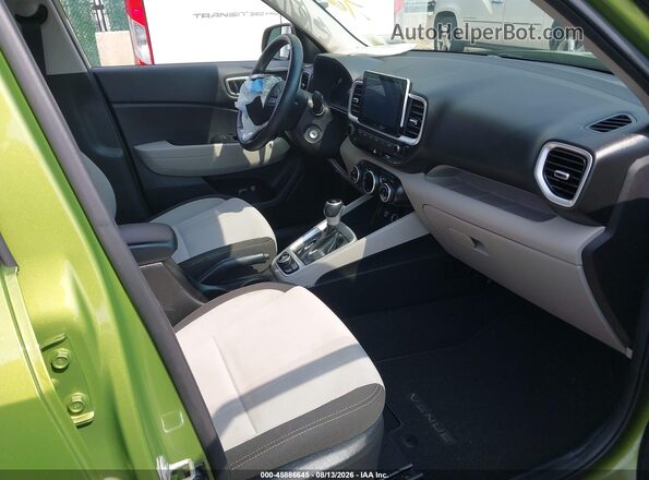 KMHRC8A33PU229583 2023 HYUNDAI VENUE Green Սալոնի դիմացի տեսք