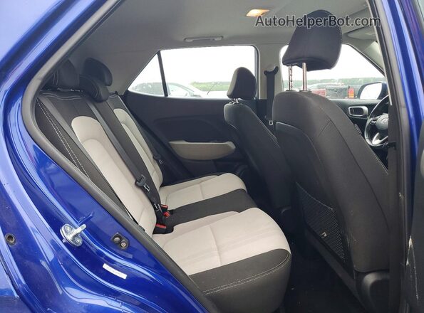 KMHRC8A33PU241104 2023 HYUNDAI VENUE Blue Rear seats view