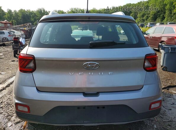 KMHRC8A33PU241474 2023 HYUNDAI VENUE Silver Vista trasera
