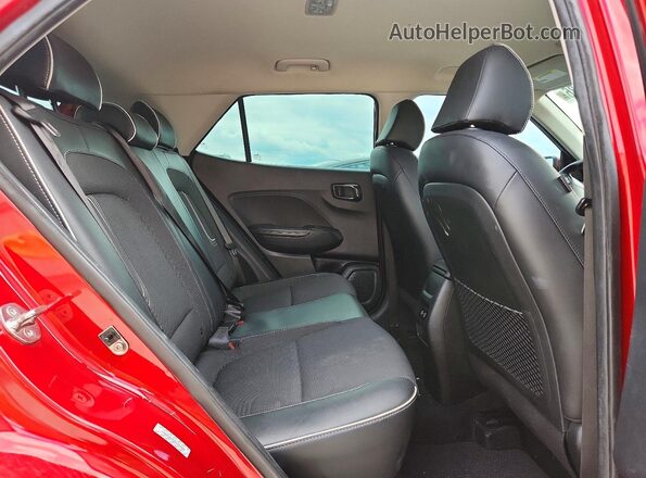 KMHRC8A33RU294856 2024 HYUNDAI VENUE Red Սալոնի հետևի տեսք