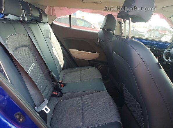 KMHRC8A33RU312028 2024 HYUNDAI VENUE Blue უკანა სავარძლების ხედი