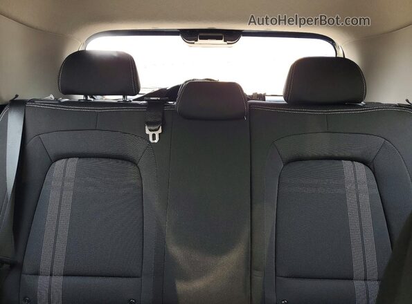 KMHRC8A33SU357962 2025 HYUNDAI VENUE Black Հետևի նստատեղերի տեսք