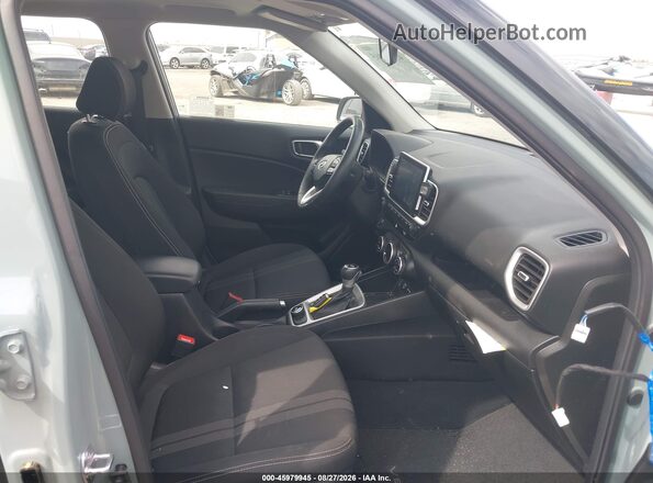 KMHRC8A33SU406447 2025 HYUNDAI VENUE Gray Widok wnętrza z przodu