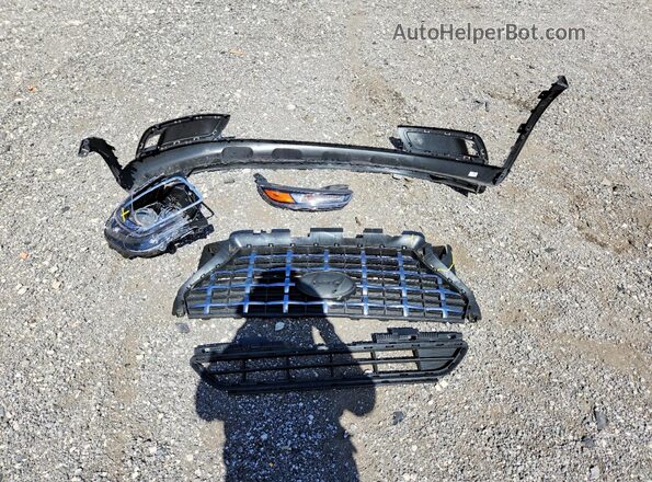 KMHRC8A33TU433391 2026 HYUNDAI VENUE Silver Widok komory silnika