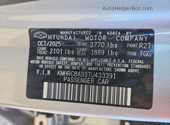 KMHRC8A33TU433391 2026 HYUNDAI VENUE Silver Widok naklejki z numerem VIN