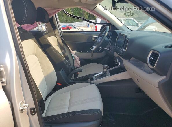 KMHRC8A34LU017575 2020 HYUNDAI VENUE Silver Vista interior delantera