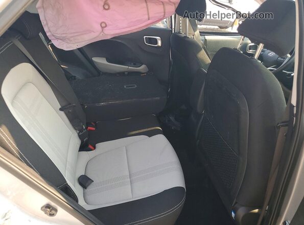KMHRC8A34LU017575 2020 HYUNDAI VENUE Silver Vista interior trasera