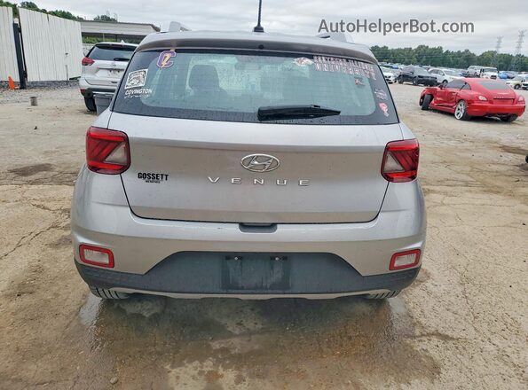 KMHRC8A34PU246456 2023 HYUNDAI VENUE Серебряный Вид сзади